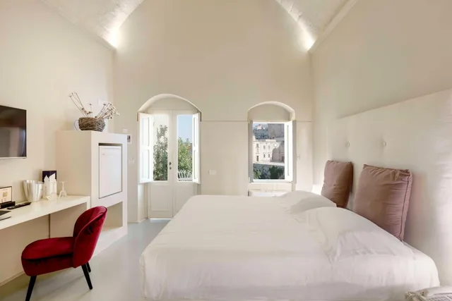 غرفة بسرير مزدوج بإطلالة على المدينة، Sant'Angelo, Matera - Small Luxury Hotels 1/10