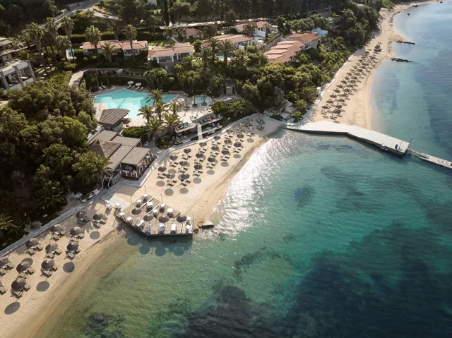 Pool, Junior, Villa, Private Garden، Eagles Palace - Small Luxury Hotels of the World 1/1