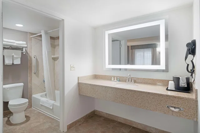 غرفة رباعية بسريرين كوين، Quality Inn Idaho Falls 8/10