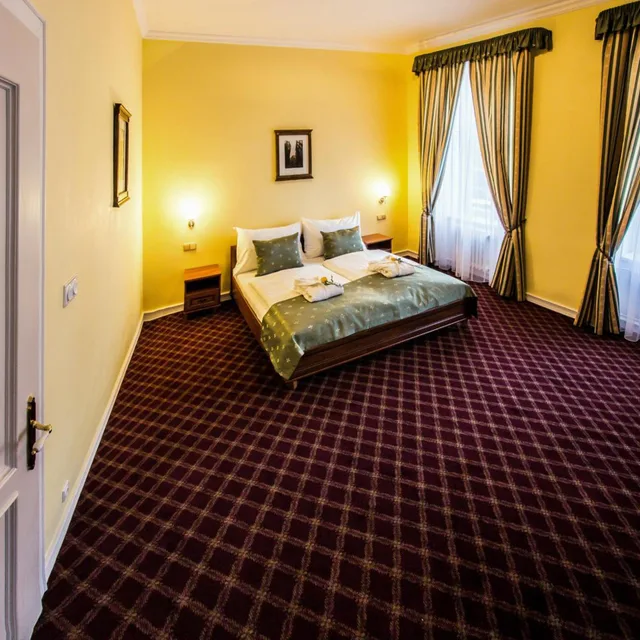 Family Suite, King Bed, Castle View، Hotel Dvorak 1/7