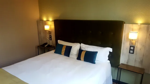 Standard, Single, Euro Hotel Paris Creteil 1/2