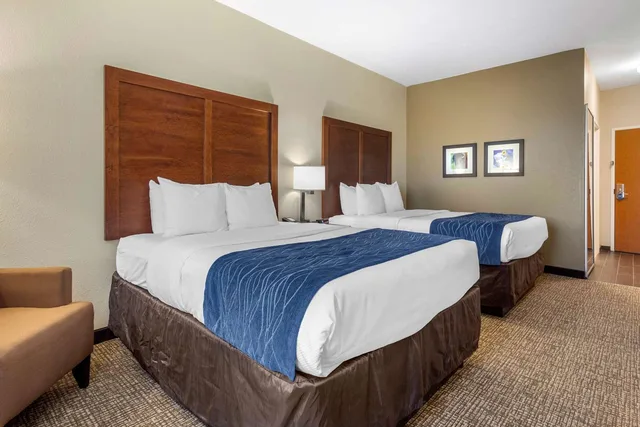 غرفة بسريرين كوين، Comfort Inn & Suites Glenpool 1/4