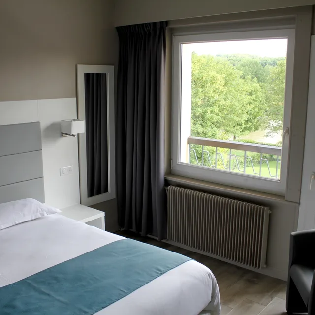 Junior Suite, King Bed, Hotel Le Quincangrogne 1/4