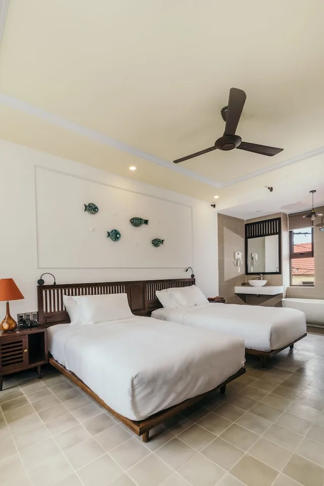 جناح فاخر بسرير كوين بإطلالة على النهر، La An Central Boutique Villa 1/10