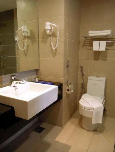 غرفة سوبيريور بسرير كينج للمدخنين، Hotel Excelsior Ipoh 1/1