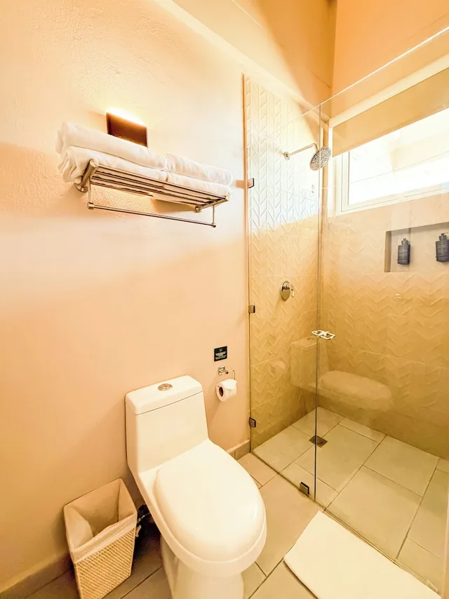 غرفة سوبيريور رباعية بإطلالة على الحديقة والبحر، The Providence Hotel Boutique 8/10