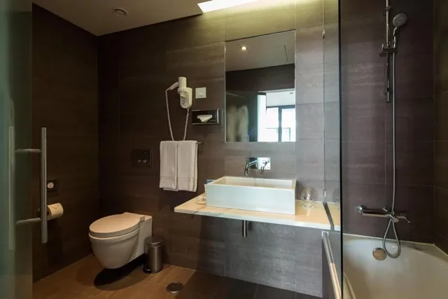 Suite, Terrace, Monchique Resort And Spa 2/2