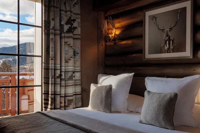 جناح بريستيج بسرير كوين مع أريكة، Lodge Park 6/10