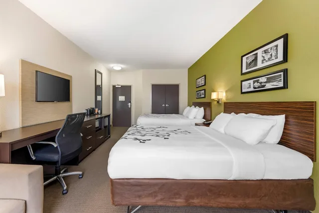 Upgrade, Suite, 2 Queen Beds، Sleep Inn & Suites Columbia KY 1/7