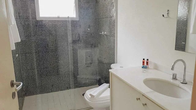 غرفة بسرير كوين وسرير فردي، Capcana Hotel Sao Paulo Jardins 6/6