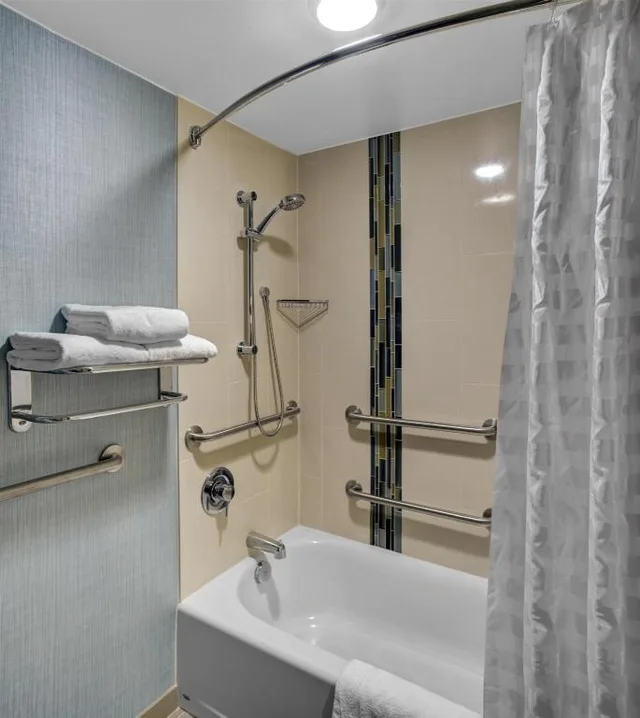 Room, 2 Double Beds, Sofa, Bathtub, Accessible, Hyatt Place Nashville Opryland 2/2