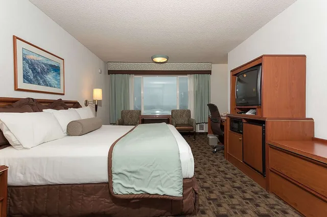 غرفة قياسية بسرير كينج بإطلالة على البحر، Seagrass Oceanfront Inn 2/10