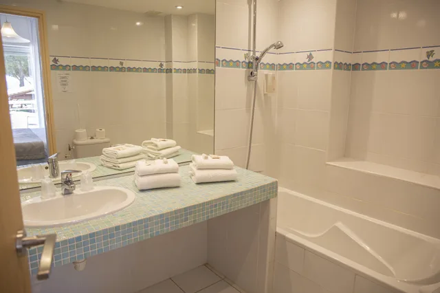 Room, Twin Beds, No Sea View, Annex، Grand Hotel Du Lido 10/10