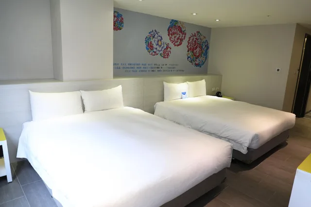 غرفة قياسية رباعية، Wholesome Hotel 1/2