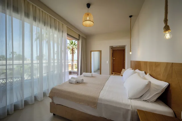 غرفة سوبيريور بسرير مزدوج بإطلالة على البحر مع أريكة، Malia Bay Beach Hotel And Bungalows 9/10