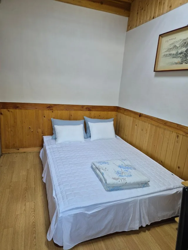 Room, Twin Beds, Queen Bed, Jeonju Star Rest Guesthouse 2/2