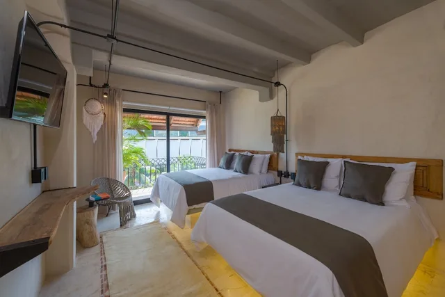 Deluxe, 2 Double Beds, Balcony, Hotel Caribbean Paradise 1/10