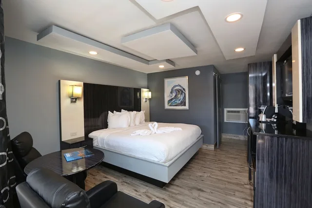 Deluxe, King Bed, Bay View، Marion Motor Lodge 2/9