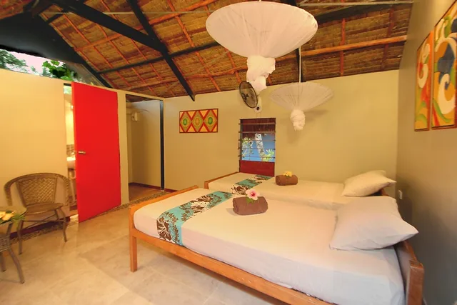 1 Bedroom, Garden, Bure, Twin Beds, Mango Bay Resort 2/7