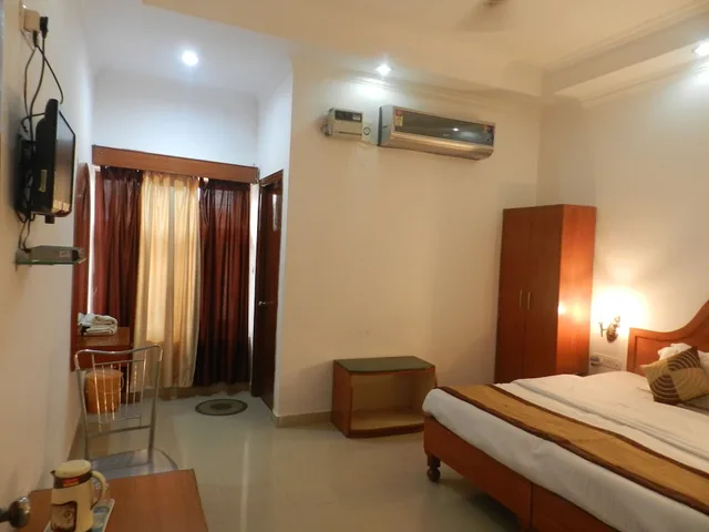 غرفة ديلوكس بسرير مزدوج، Eurostar Inn 1/6