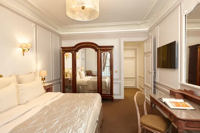 غرفة بريستيج بسرير مزدوج، Hotel Regina Louvre 6/10