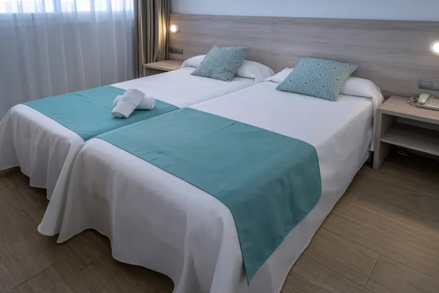 Junior Suite, Balcony or Terrace، 4R Salou Park Resort II 3/4