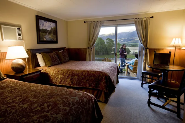 غرفة قياسية بسريرين كوين، Yellowstone Valley Lodge Ascend Hotel Collection 5/10