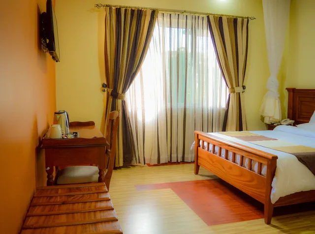 غرفة تنفيذية بسرير مزدوج، Red Ruby Hotel 1/7