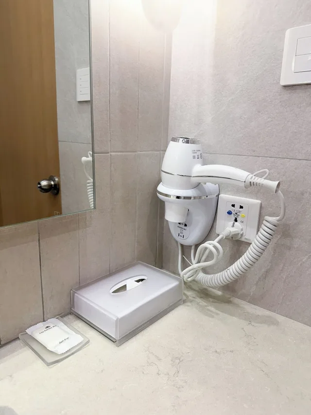 غرفة بريميير بسرير كوين، City Garden Hotel Makati 9/9