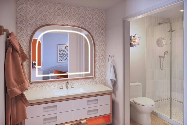 Room, King Bed, Ocean Front, Balcony، Royal Palm South Beach Miami, a Tribute Portfolio Resort 8/8