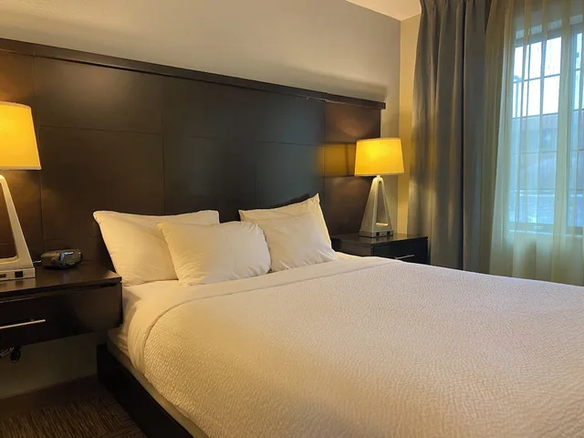 جناح بسرير كوين بغرفة نوم واحدة بمطبخ، Staybridge Suites Syracuse Liverpool 2/4
