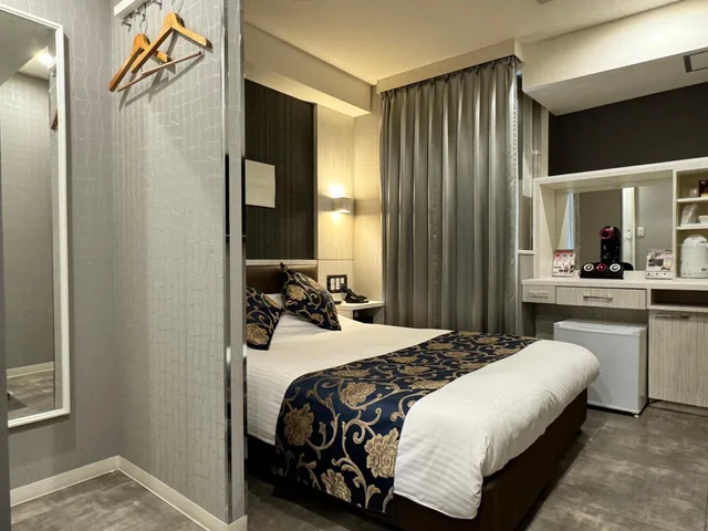 غرفة اقتصادية بسرير مزدوج للمدخنين، Amand Hotel 2/8