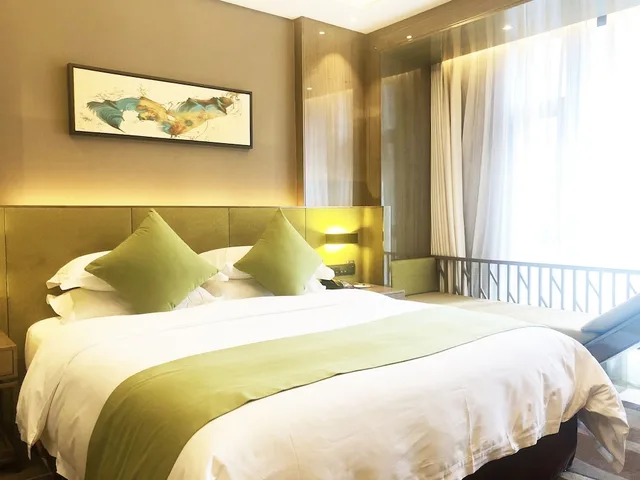 غرفة سوبيريور بسرير كينج، Ramada by Wyndham Leshan 2/10