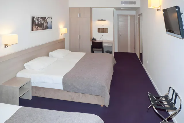 غرفة كومفورت ثلاثية بثلاثة أسرّة، Hotel Adria Dubrovnik 1/1