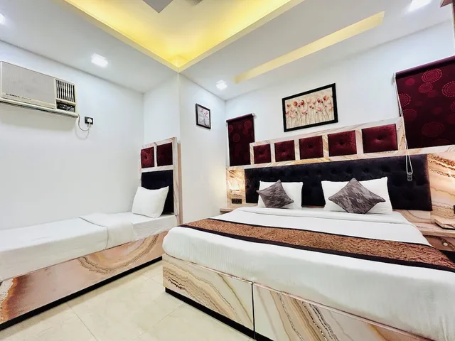 HOTEL COSMO، Karol Bagh، دلهي 14/55