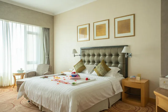 غرفة تنفيذية بسرير كينج، Shantou Junhua Haiyi Hotel 2/2