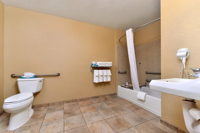 جناح بغرفة نوم واحدة، Candlewood Suites Turlock, an IHG Hotel 3/3
