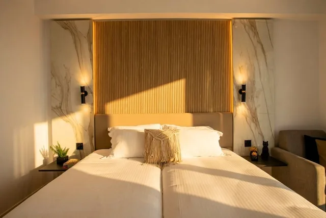 غرفة سوبيريور بسرير مزدوج بإطلالة على البحر، Cavo Maris Beach Hotel 6/8