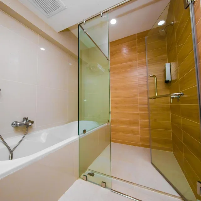 جناح بريميوم، Golden City Rayong Hotel 5/5