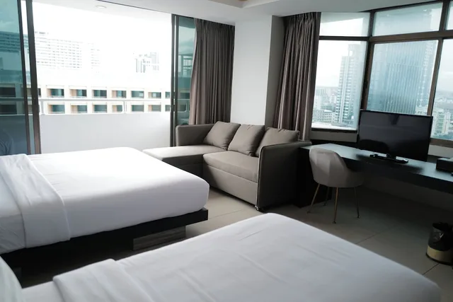 Urban, Triple, 1 Double and 1 Single Bed، Hermann Hotel Pattaya 3/9