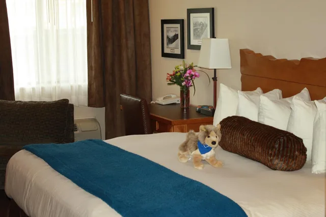 Courtyard, King Bed، Lexington Hotel At Jackson Hole Hotel Suites 4/8