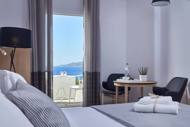 جناح جونيور بسرير كينج بإطلالة على البحر، Mykonos Princess 4/5