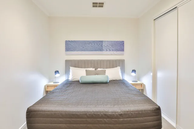 غرفة ديلوكس بسرير كينج بغرفة نوم واحدة، Indulge Apartments Langtree 1/3