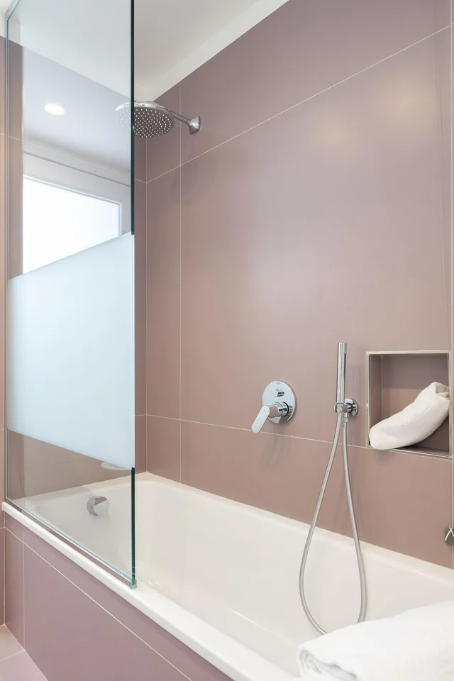 غرفة ثلاثية بسرير مزدوج، Reginna Palace 4/4