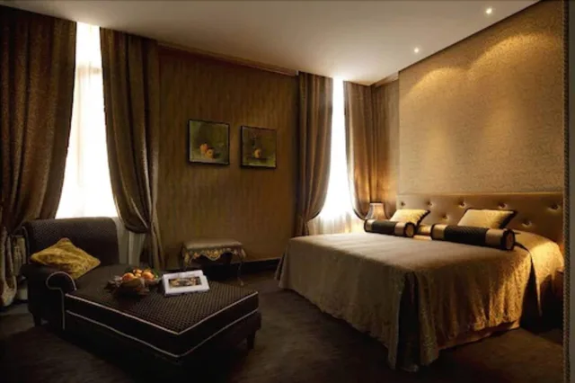 جناح جونيور بسرير مزدوج بإطلالة على القناة، Aqua Palace Hotel 1/2