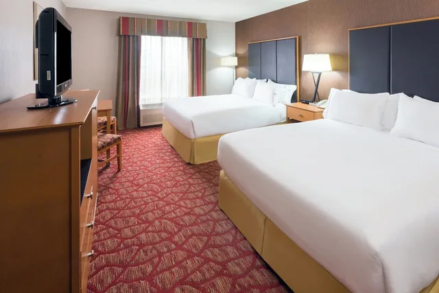 غرفة قياسية بسريرين كوين لذوي الإعاقة، Holiday Inn Express Grants Pass 1/2