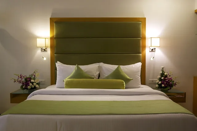 غرفة سوبيريور بسرير كوين بإطلالة على المدينة بغرفة نوم واحدة، The Peerless Inn 3/10