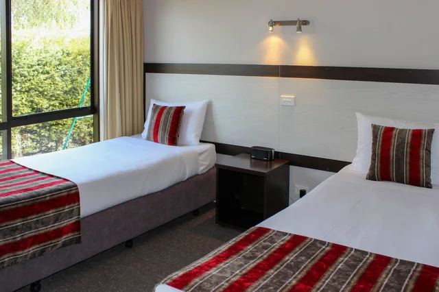 غرفة بغرفتي نوم بجاكوزي، Quality Inn Acapulco Taupo 3/9