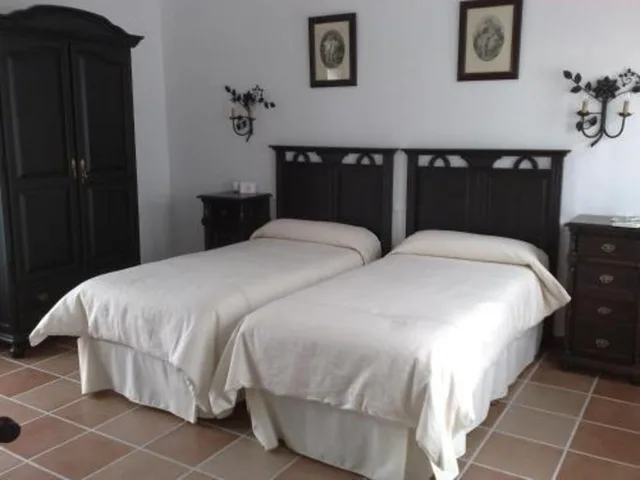 غرفة بسريرين منفصلين، HACIENDA OLONTIGI 3/7