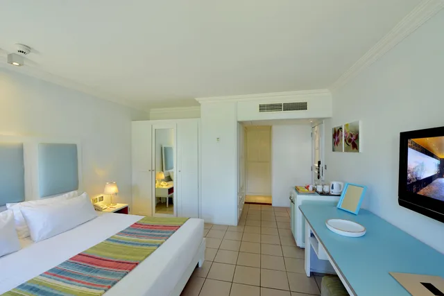 غرفة سوبيريور بإطلالة على الحديقة مفردة بسرير كينج، Ambre All Inclusive - Adults only 1/2